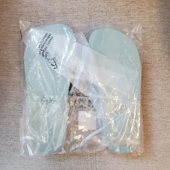 SO Bloomfield Thong Sandals in Womens Size 8 - Picture 3 of 3